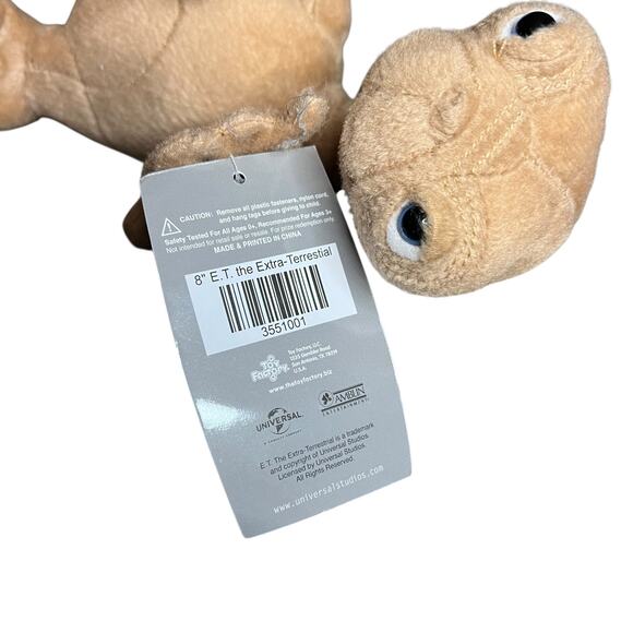 ET the Extra-terrestrial Toy Factory 8in Plush Figure New w/ Tags - Picture 9 of 10